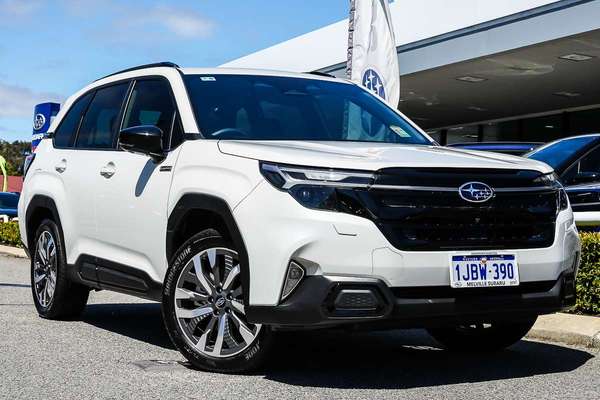2025 Subaru Forester Hybrid Touring S6