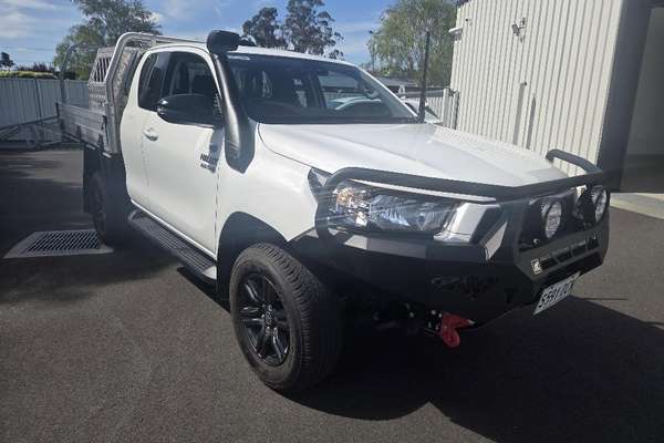 2024 Toyota Hilux SR GUN126R 4X4