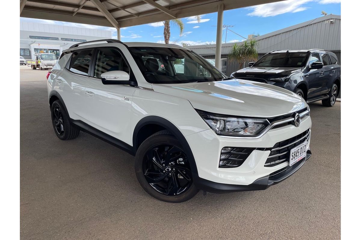 2024 KGM Korando Ultimate LTD C300