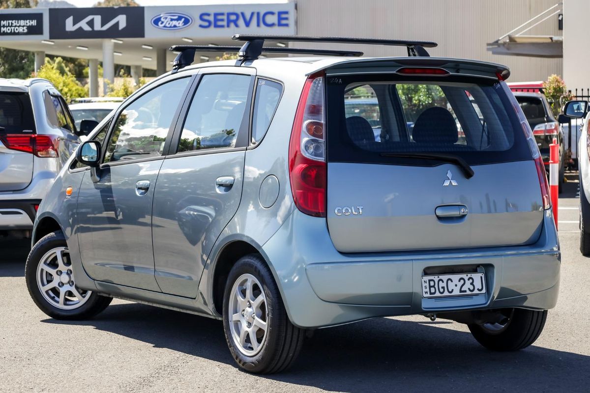 2008 Mitsubishi Colt ES RG