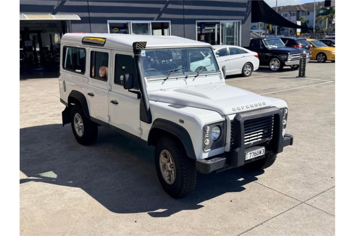 2015 Land Rover Defender 110