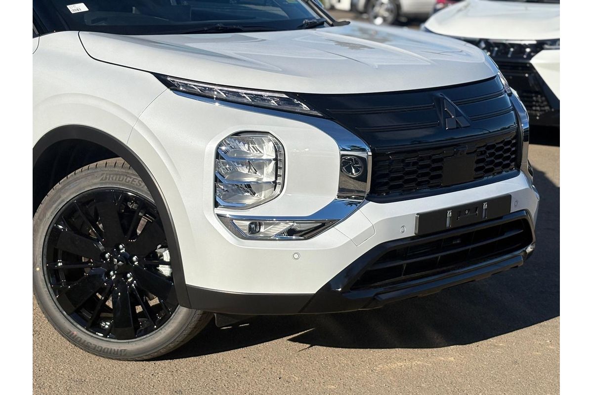2026 Mitsubishi Outlander Black Edition ZM