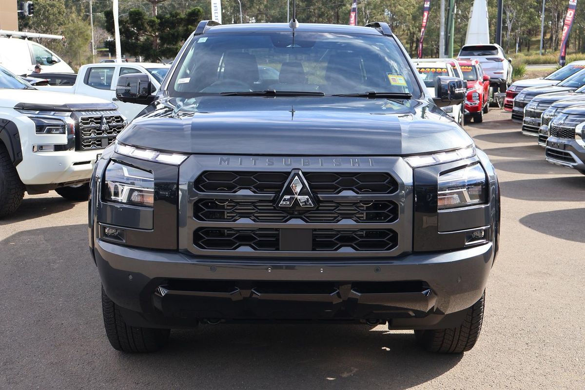 2026 Mitsubishi Triton GSR MV 4X4
