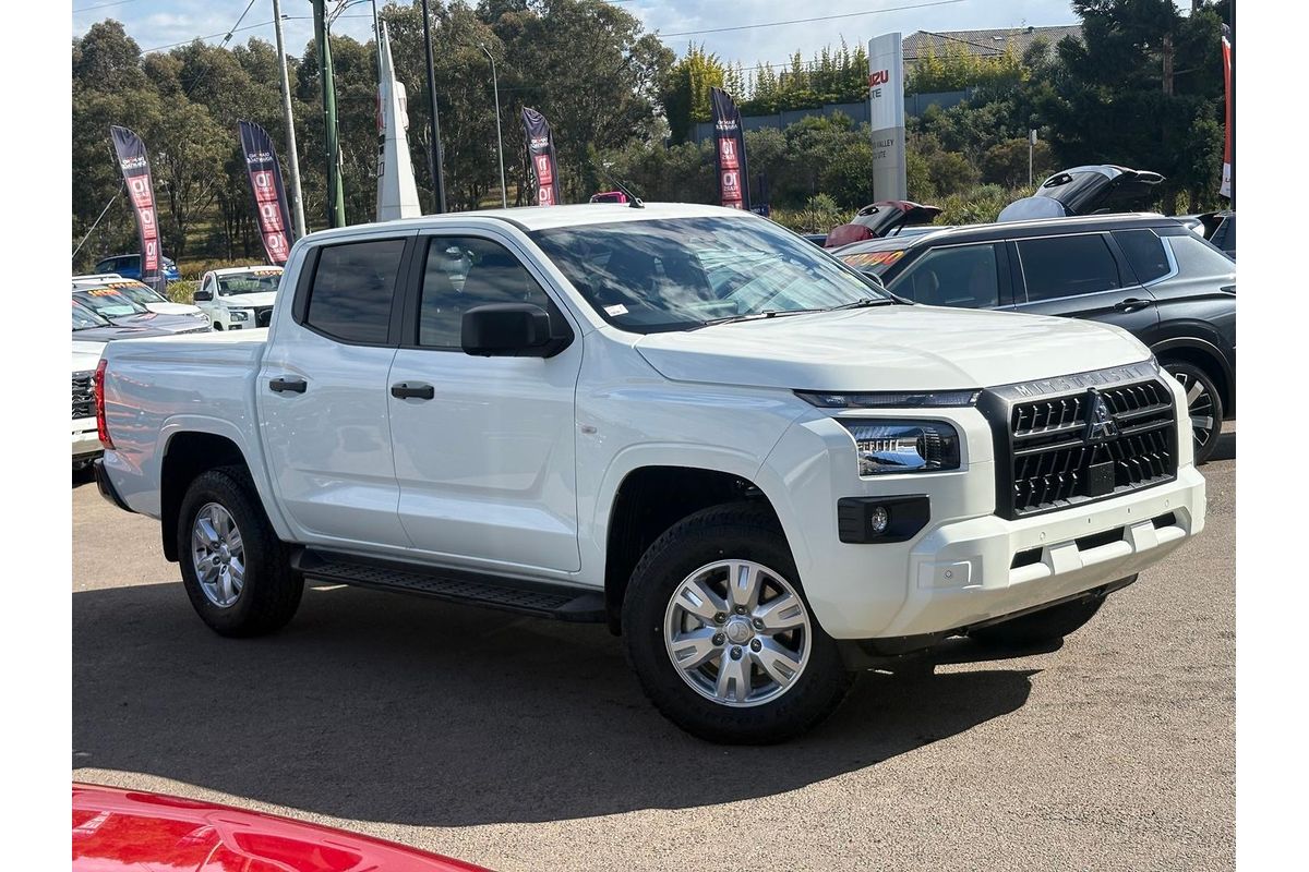 2024 Mitsubishi Triton GLX+ MV 4X4