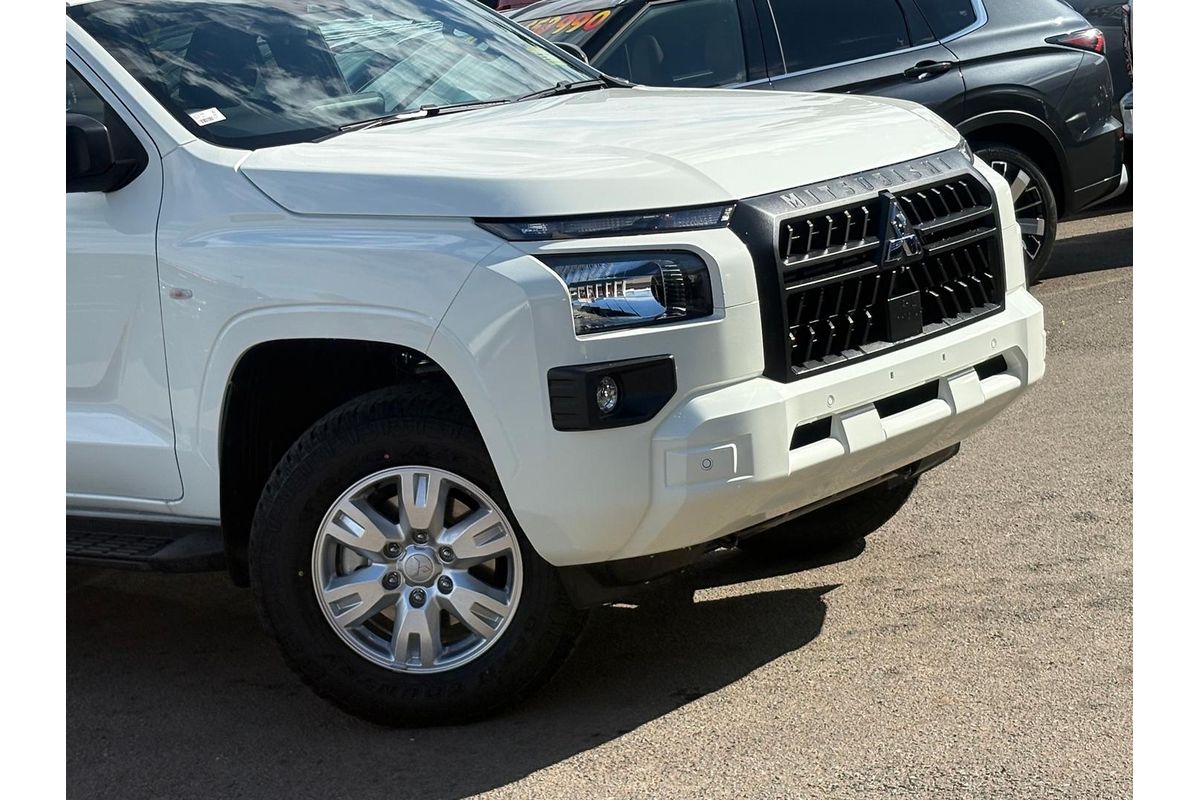 2024 Mitsubishi Triton GLX+ MV 4X4