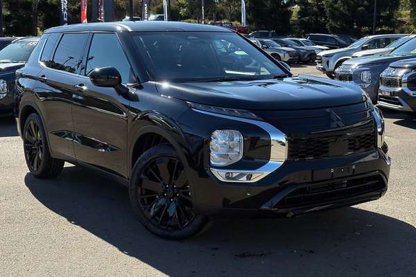 2026 Mitsubishi Outlander Black Edition ZM