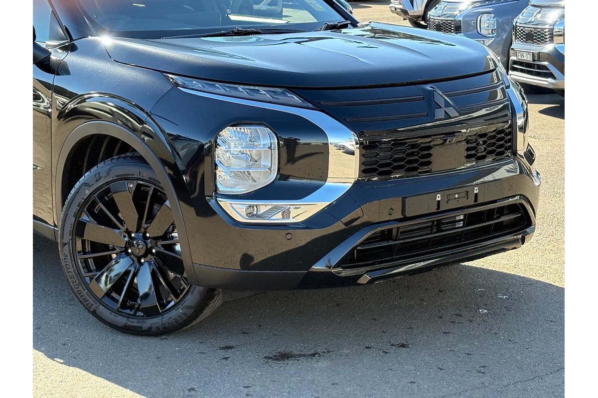 2026 Mitsubishi Outlander Black Edition ZM
