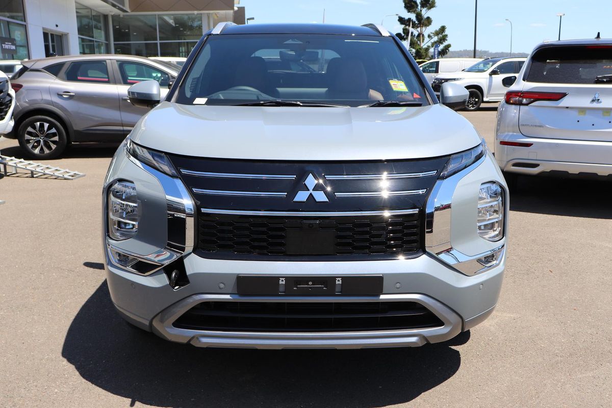 2026 Mitsubishi Outlander Exceed ZM