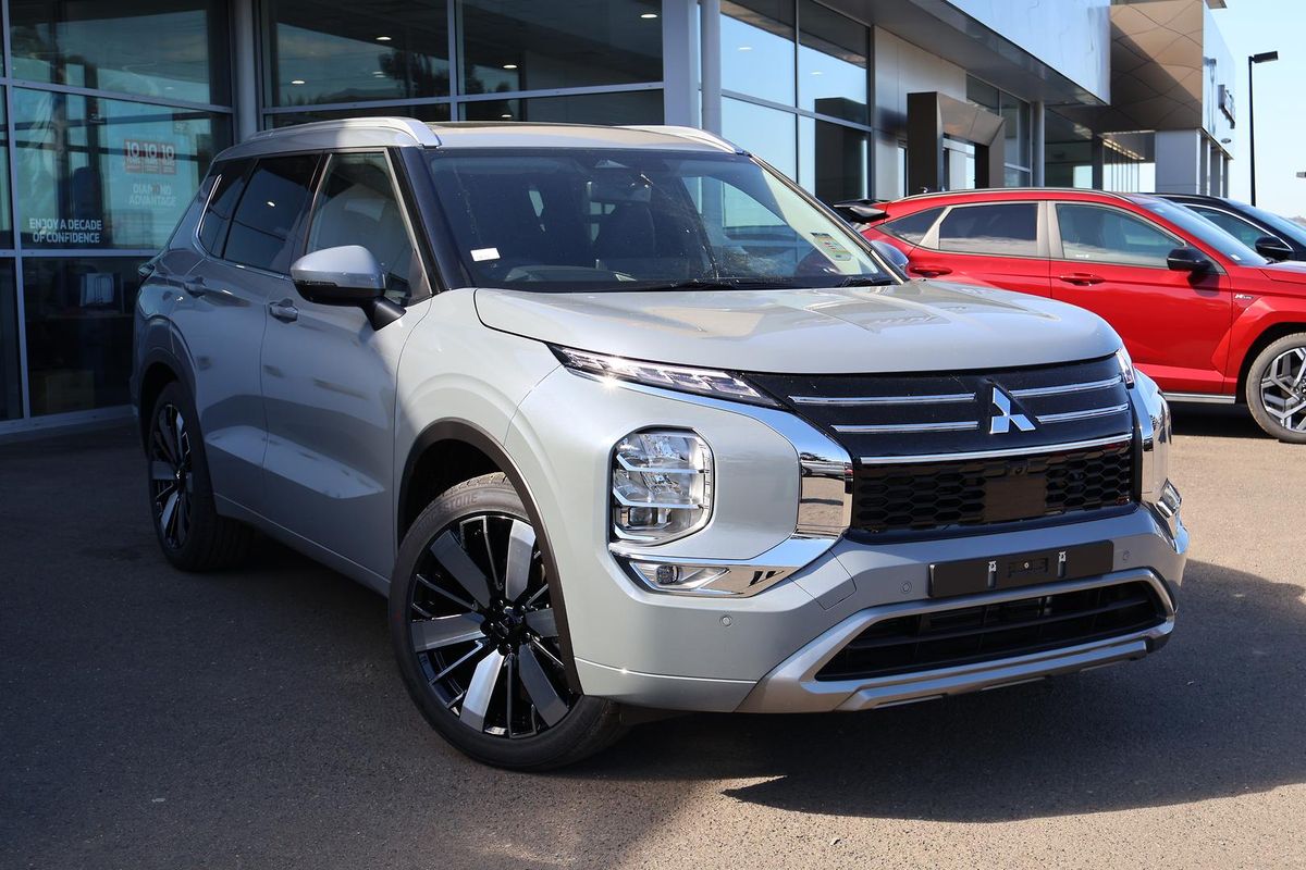 2026 Mitsubishi Outlander Exceed ZM