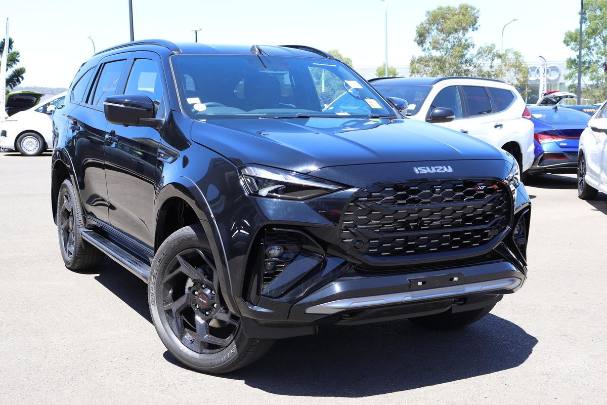 2026 Isuzu MU-X X-TERRAIN