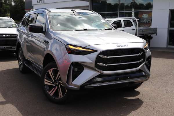 2026 Isuzu MU-X LS-T