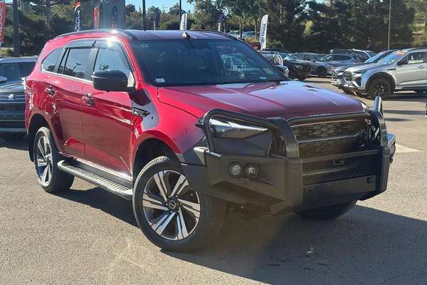 2026 Isuzu MU-X LS-T