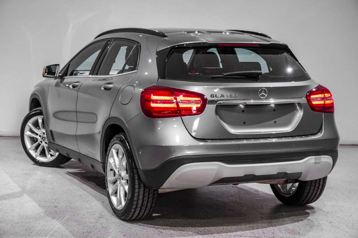 2019 Mercedes-Benz GLA-Class GLA180 Urban Edition X156