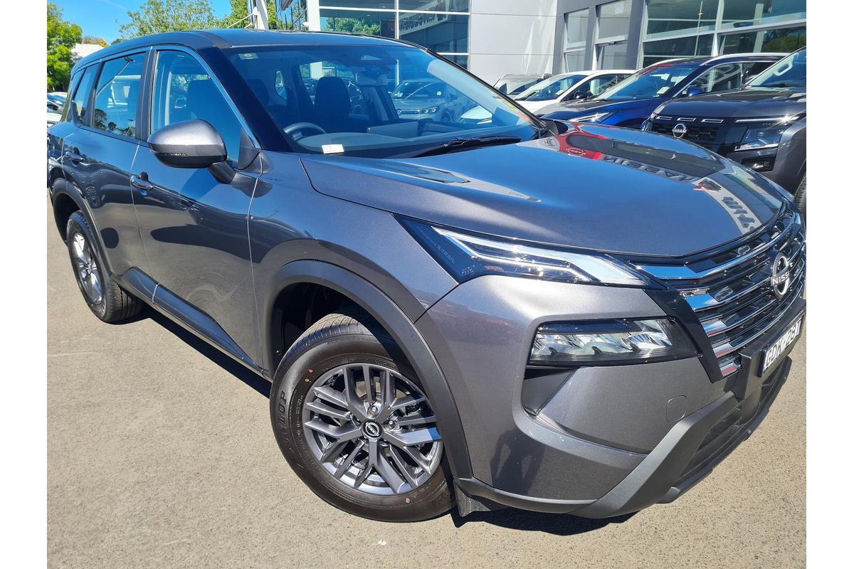 2026 Nissan X-TRAIL ST T33