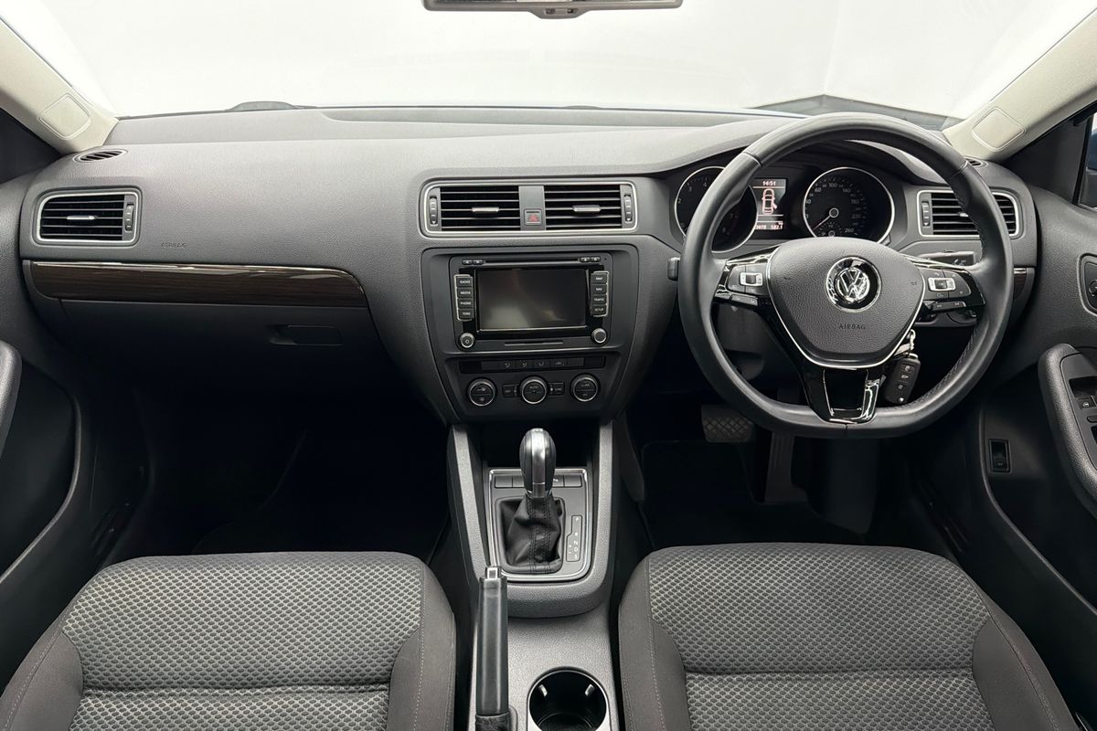 2015 Volkswagen Jetta 118TSI Comfortline 1B