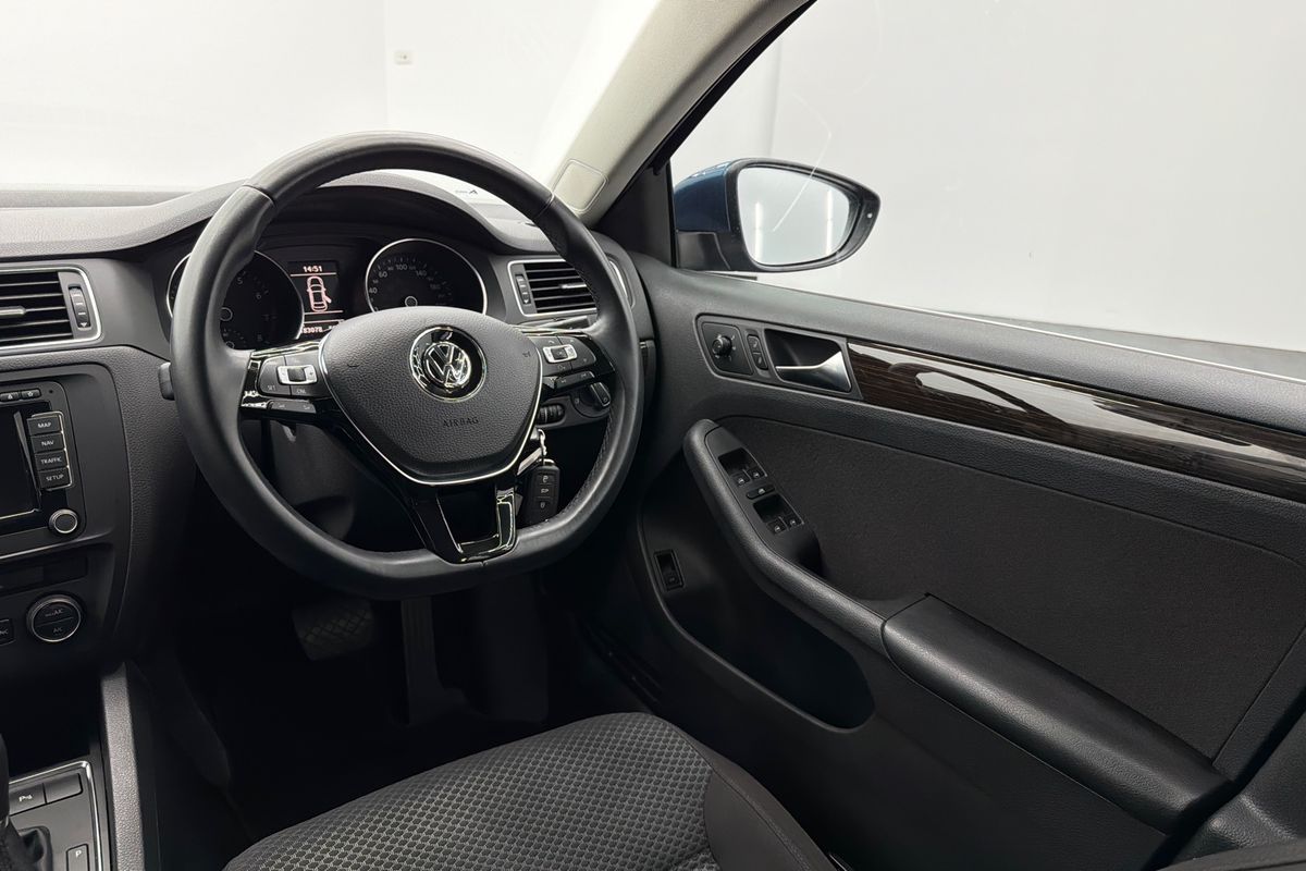 2015 Volkswagen Jetta 118TSI Comfortline 1B