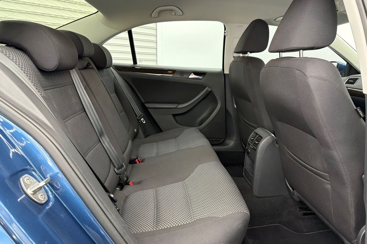 2015 Volkswagen Jetta 118TSI Comfortline 1B