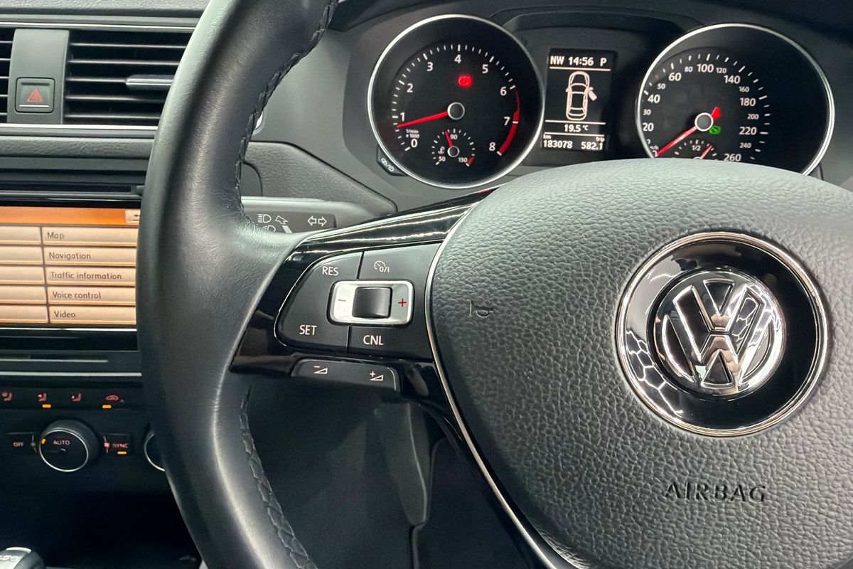 2015 Volkswagen Jetta 118TSI Comfortline 1B