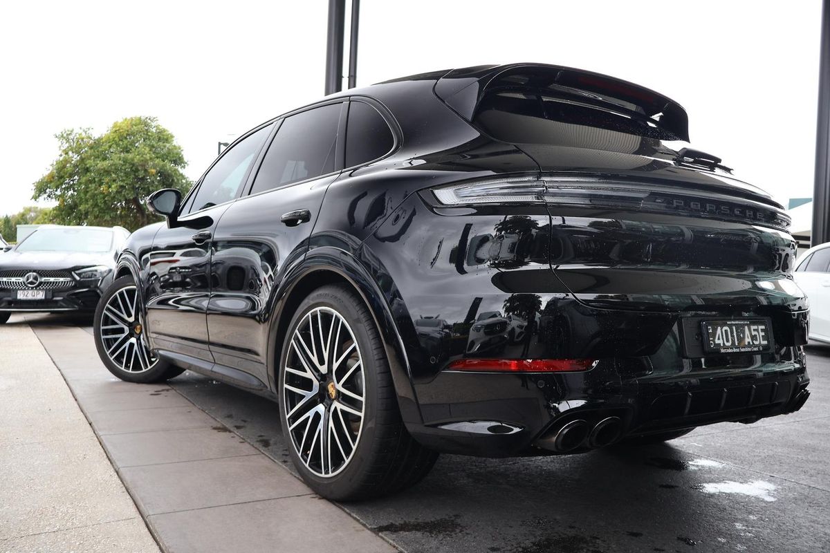 2024 Porsche Cayenne GTS 9YA II