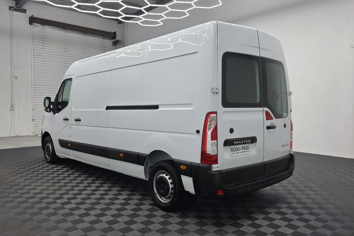 2022 Renault Master Pro 110kW X62 Phase 2 MWB Mid Roof