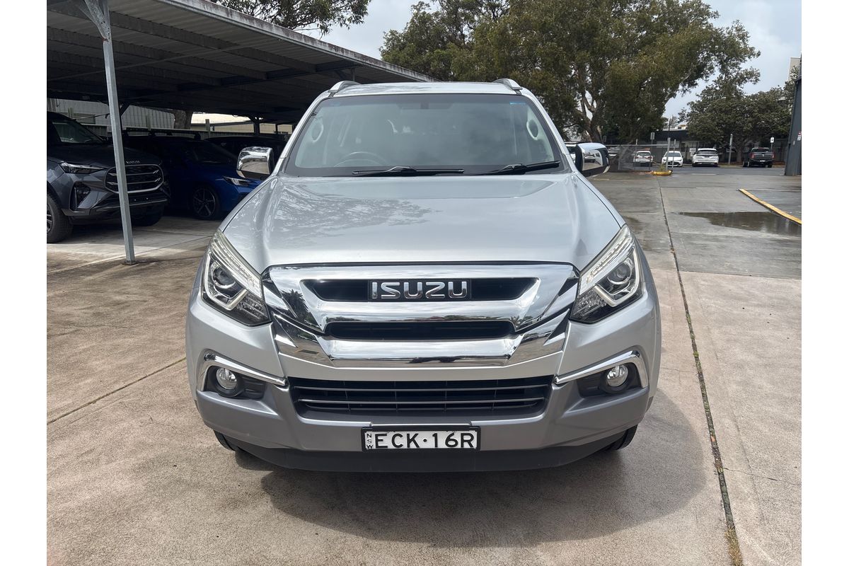 2018 Isuzu MU-X LS-T