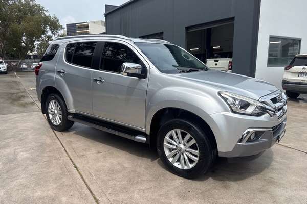 2018 Isuzu MU-X LS-T