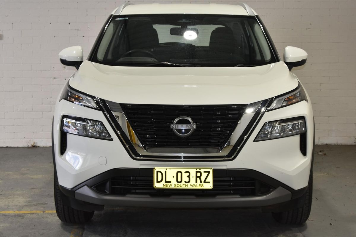 2024 Nissan X-TRAIL ST T33