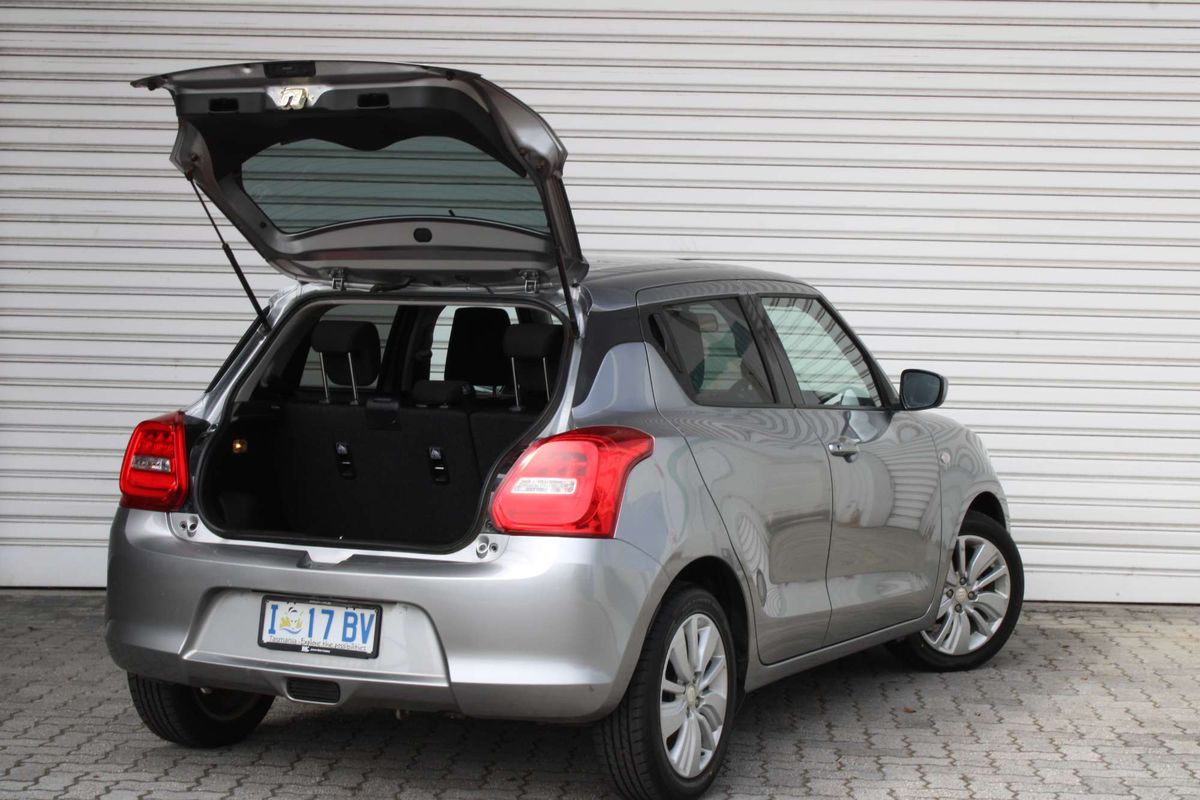 2018 Suzuki Swift GL Navigator AZ