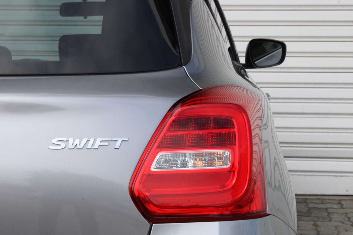 2018 Suzuki Swift GL Navigator AZ