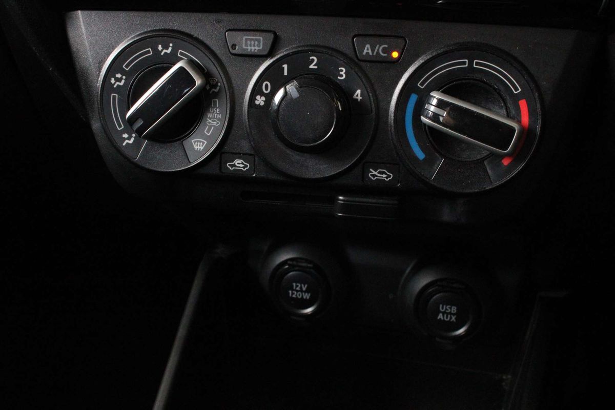 2018 Suzuki Swift GL Navigator AZ