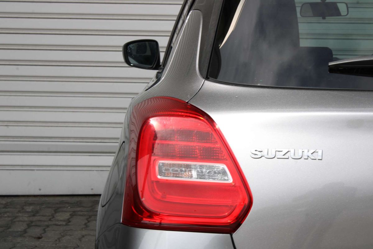 2018 Suzuki Swift GL Navigator AZ