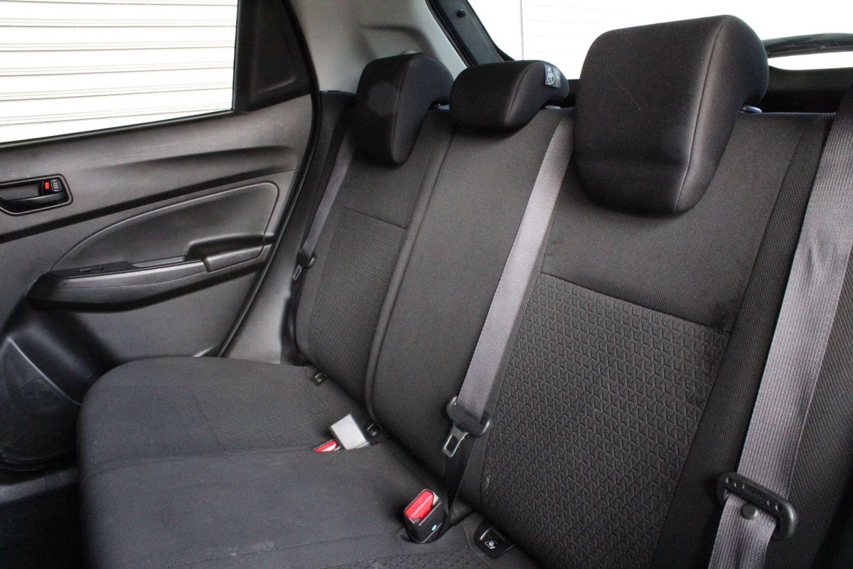 2018 Suzuki Swift GL Navigator AZ