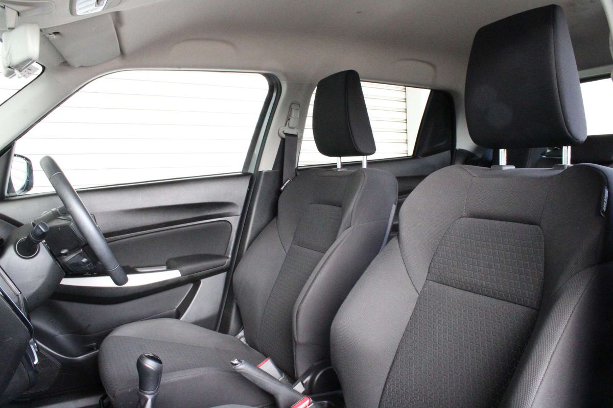 2018 Suzuki Swift GL Navigator AZ
