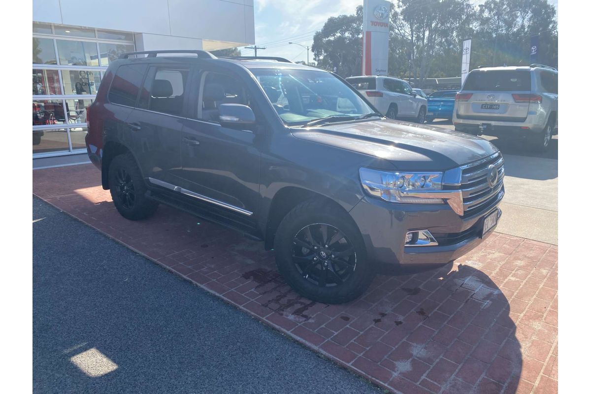 2018 Toyota Landcruiser Sahara VDJ200R