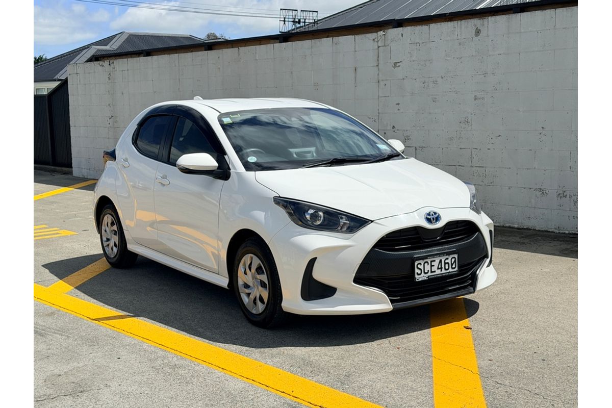 2021 Toyota Yaris HYBRID