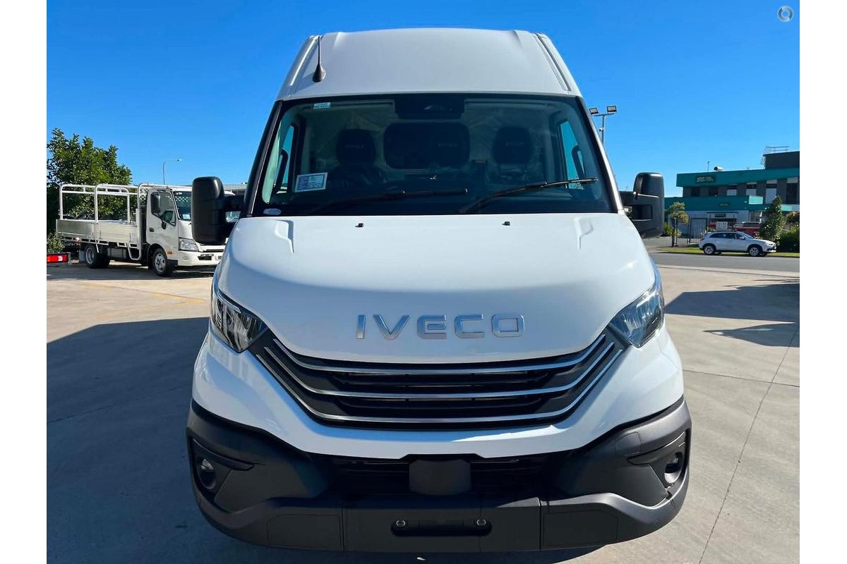 2026 IVECO Daily 42S18V image 10