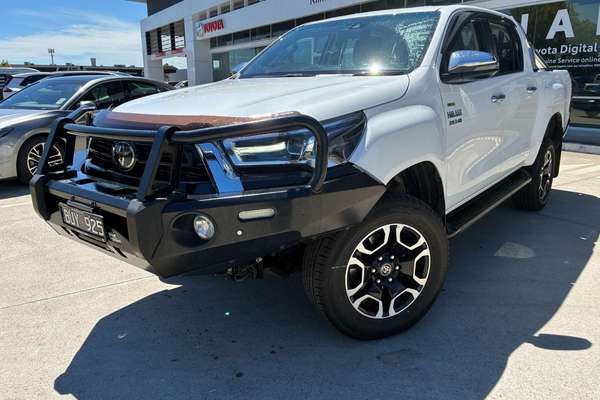2022 Toyota Hilux SR5 GUN126R 4X4