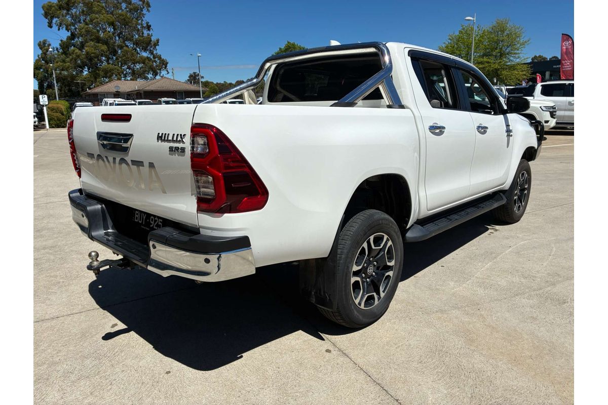 2022 Toyota Hilux SR5 GUN126R 4X4 image 5