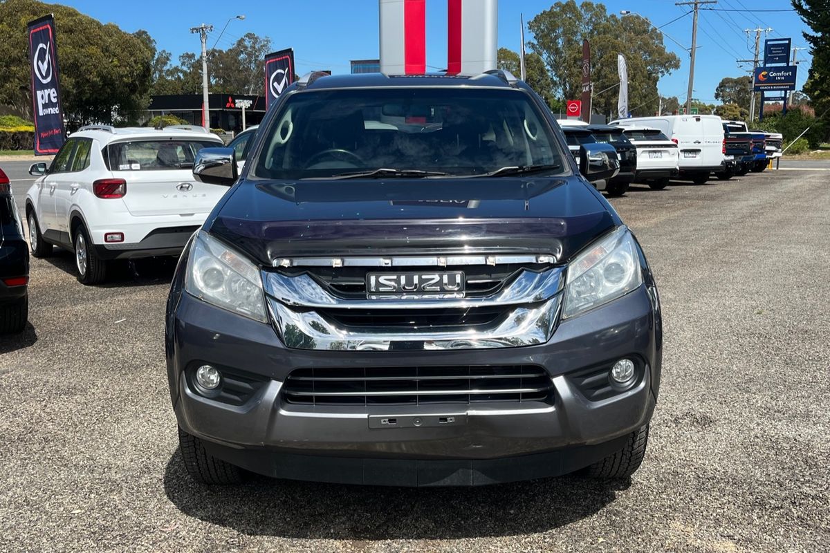 2017 Isuzu MU-X LS-T