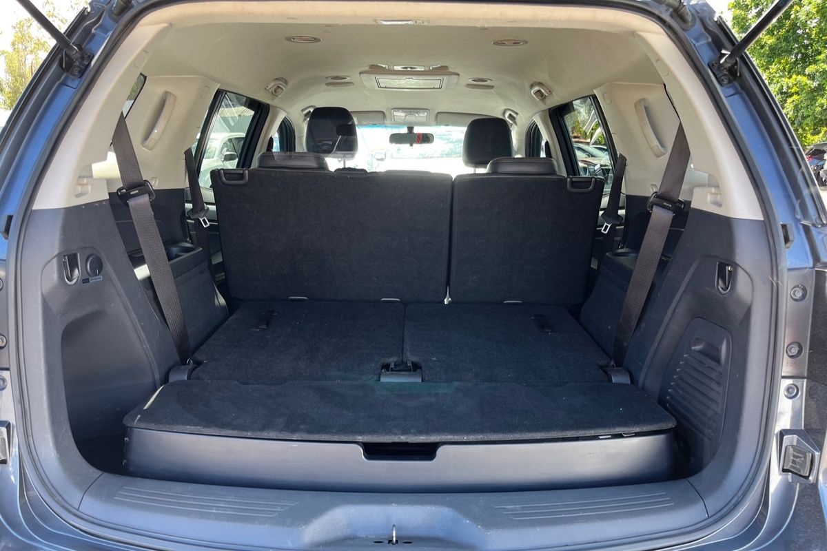 2017 Isuzu MU-X LS-T