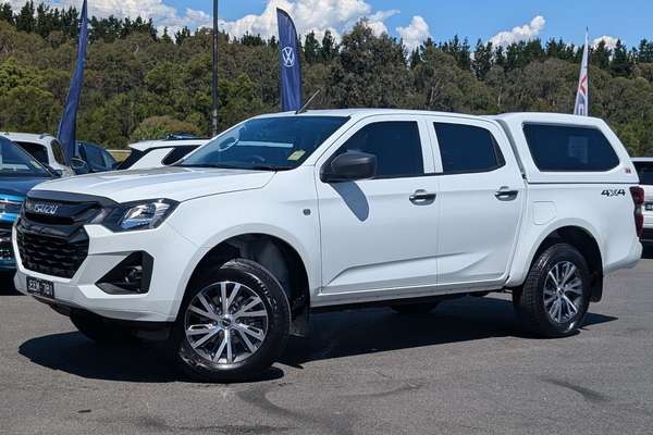 2025 Isuzu D-MAX SX 4X4