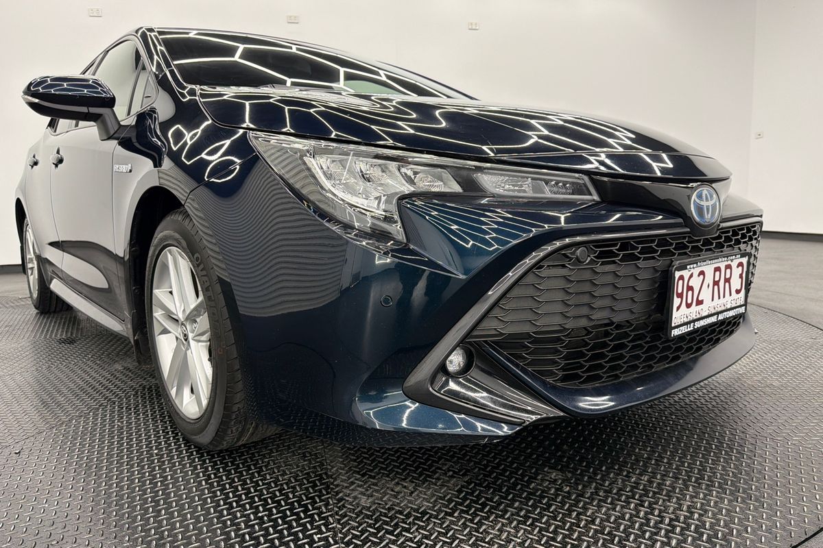2022 Toyota Corolla SX Hybrid ZWE211R