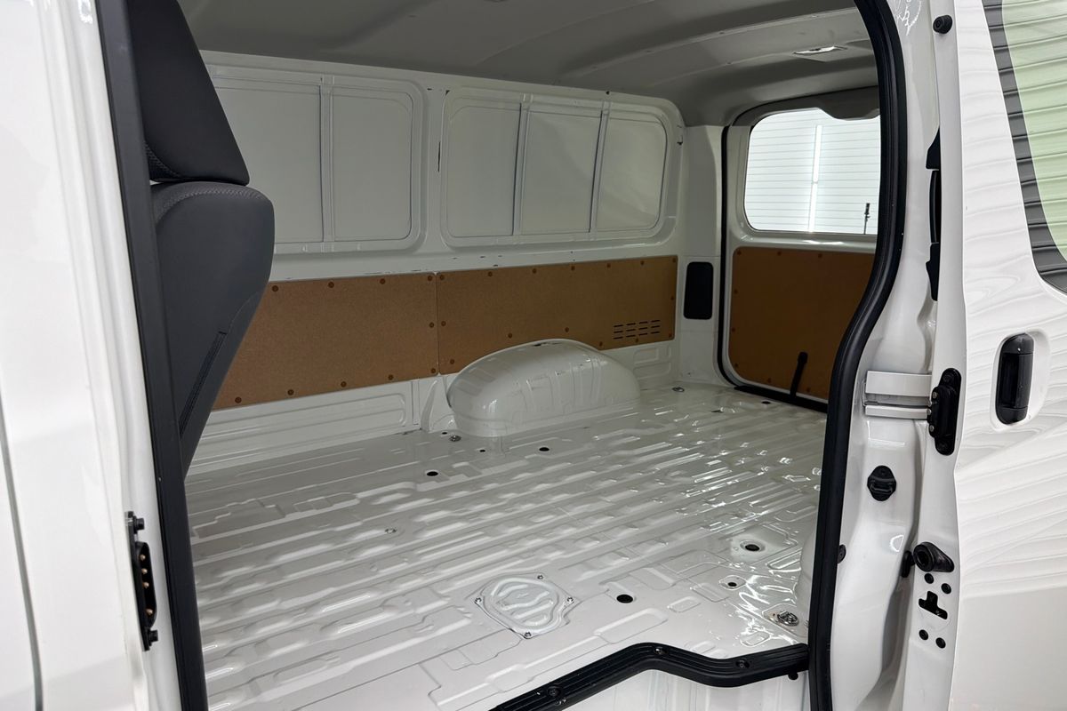 2023 Toyota Hiace GDH300R LWB