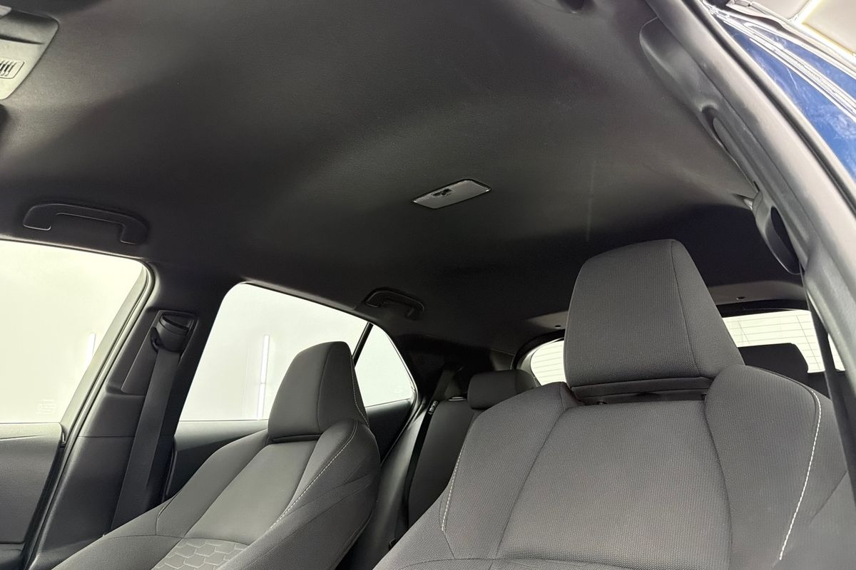 2022 Toyota Corolla SX Hybrid ZWE211R