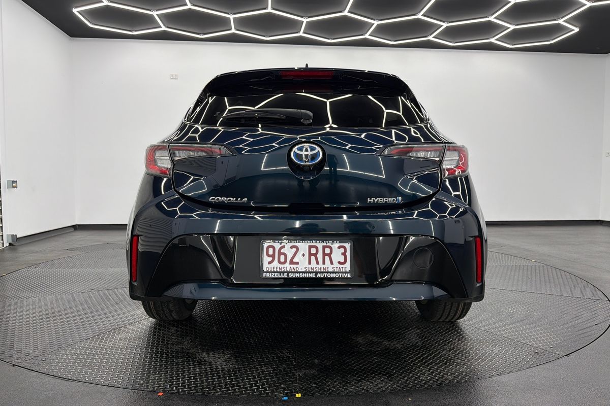 2022 Toyota Corolla SX Hybrid ZWE211R