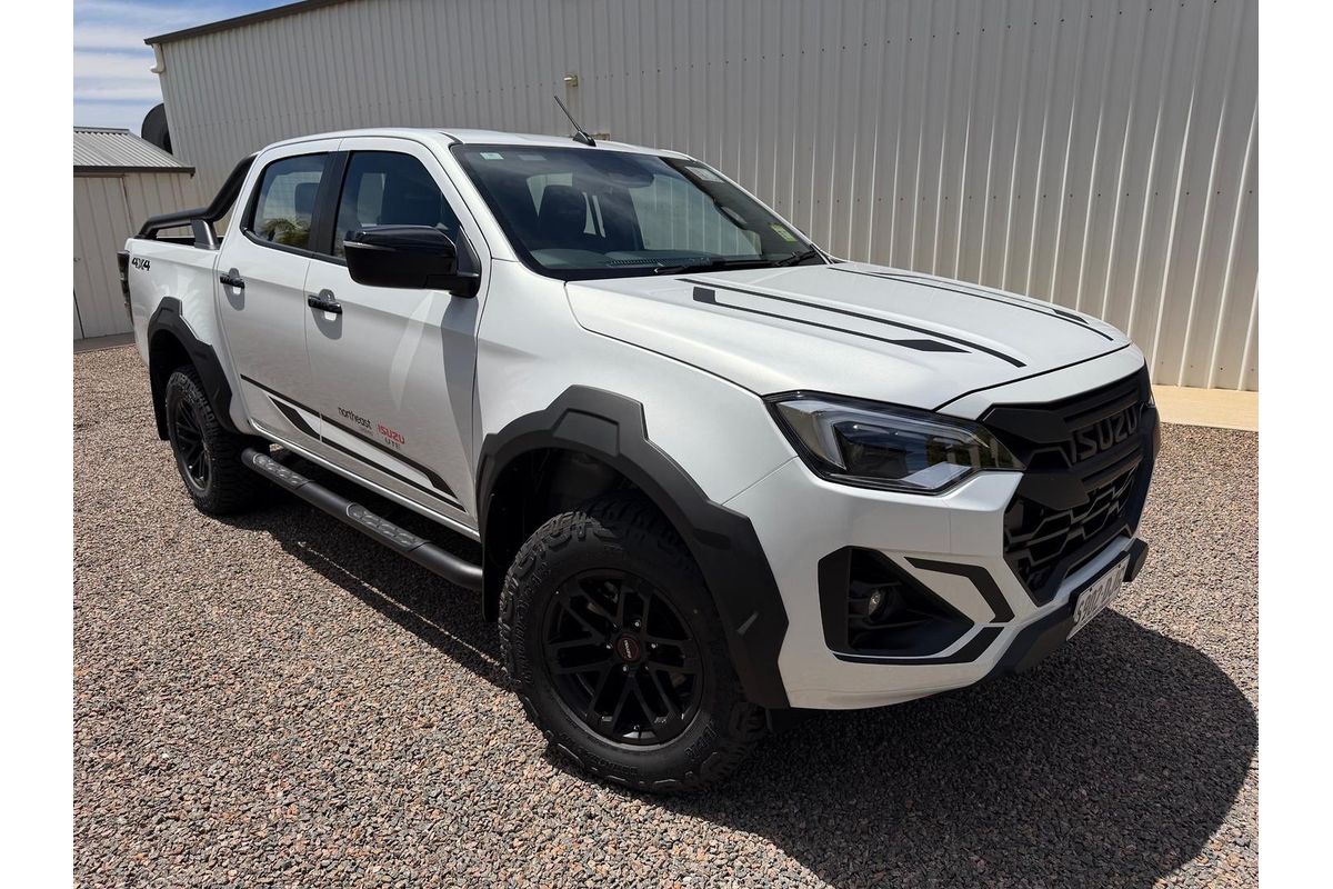 2026 Isuzu D-MAX BLADE 4X4