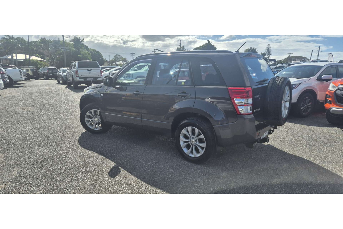 2012 Suzuki Grand Vitara Sport JB