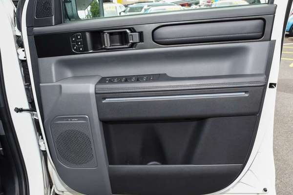 2025 Kia Tasman X-Pro TK 4X4 thumb-16