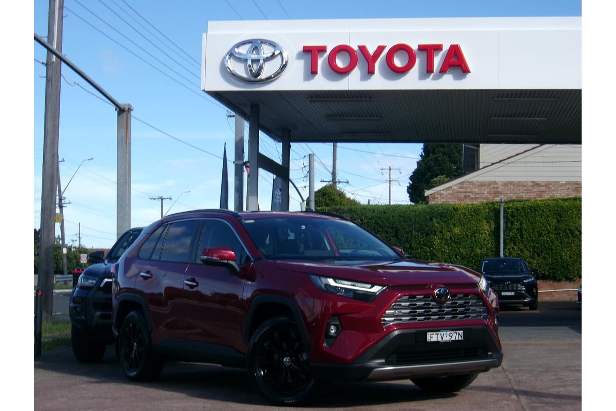 2025 Toyota RAV4 Cruiser AXAH52R