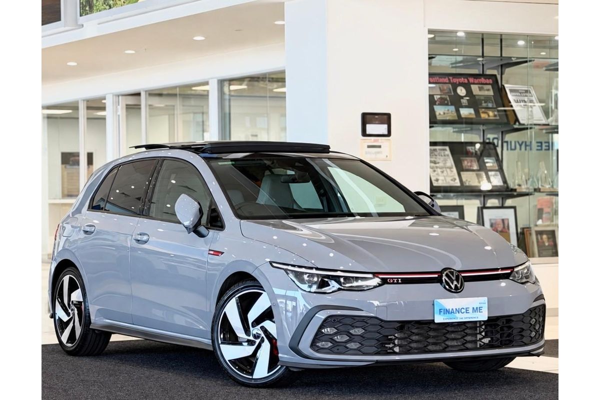 2023 Volkswagen Golf GTI 8
